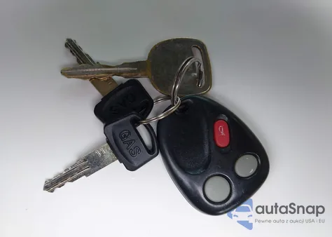 2004 Cadillac Escalade Ext Standard z USA, uszkodzony, nr VIN 3GYEK62NX4G190591